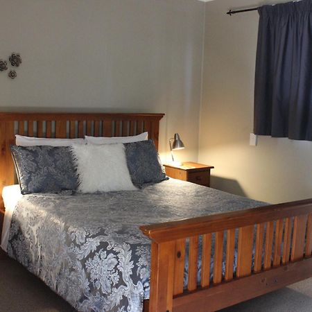 Blue Thistle Cottages Te Anau Extérieur photo