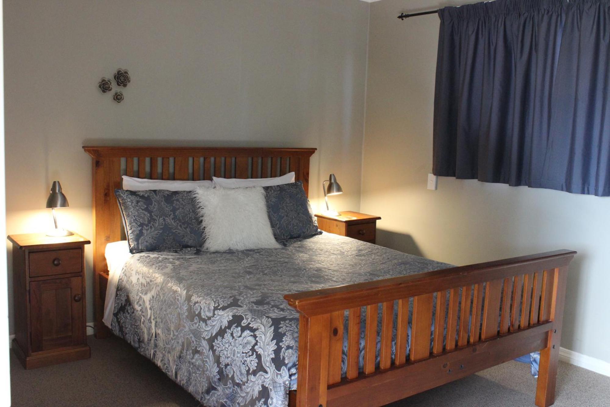 Blue Thistle Cottages Te Anau Extérieur photo