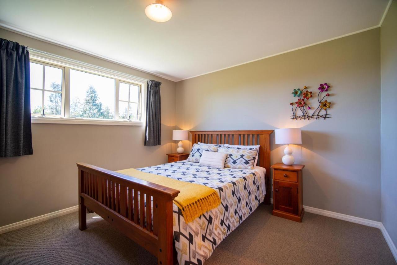Blue Thistle Cottages Te Anau Extérieur photo