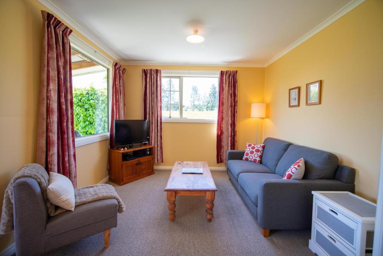 Blue Thistle Cottages Te Anau Extérieur photo